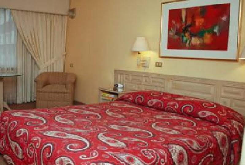 Hotel Maria Angola 利马 外观 照片